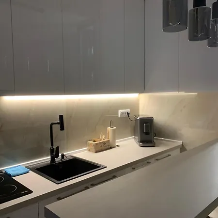 Daire Urban Apartman-privatan Parking- Kraljevo