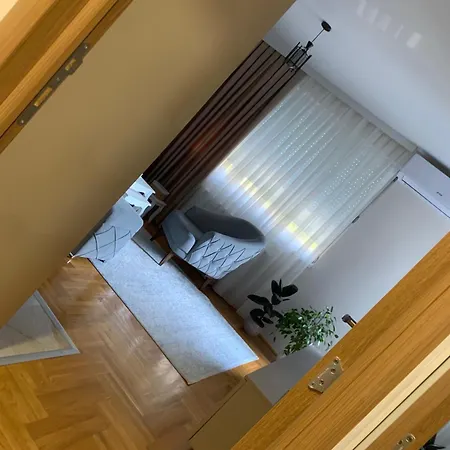 Urban Apartman-privatan Parking- Kraljevo