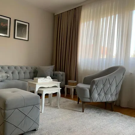 Urban Apartman-privatan Parking- Daire Kraljevo