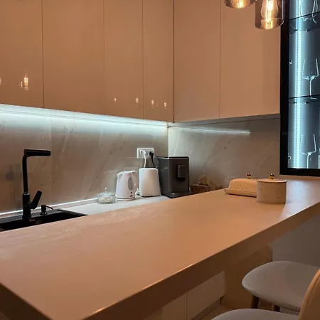 Urban Apartman-privatan Parking- * Kraljevo