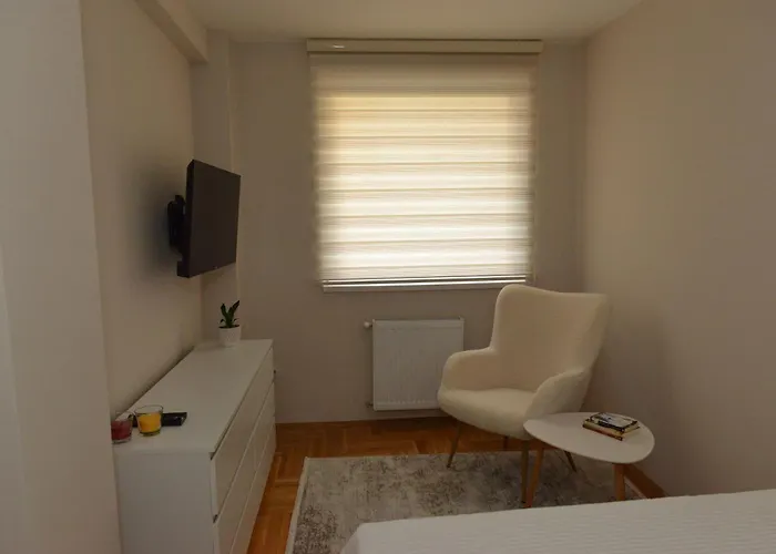 Urban Apartman-privatan Parking- アパート