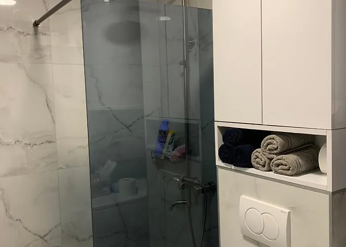 Urban Apartman-privatan Parking- *