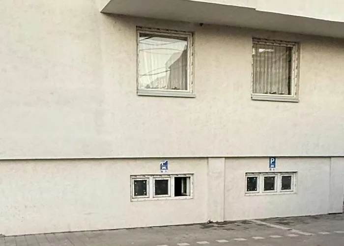 Urban Apartman-privatan Parking- アパート